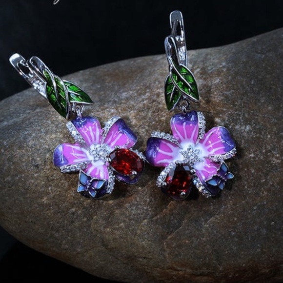 925 Sterling Silver Purple Flower earrings - Picture 2 of 4